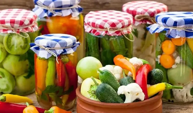 Samsun’da Ev Yapımı Turşuların Sofralardaki Yeri