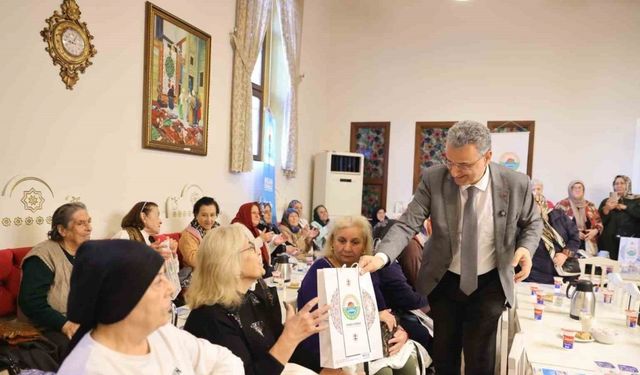 Başkan Kurnaz’dan yaş almışlara vefa: "Her biri ayrı ayrı kıymetli"