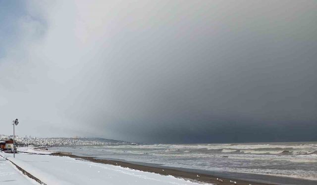 Karadeniz'de fırtına alarmı