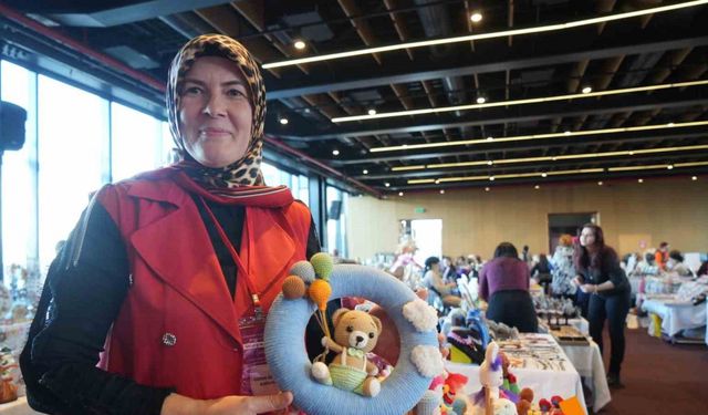 Yeğeninin alerjisi nedeniyle yaptığı küçük hediye, büyük bir emek hikayesine dönüştü