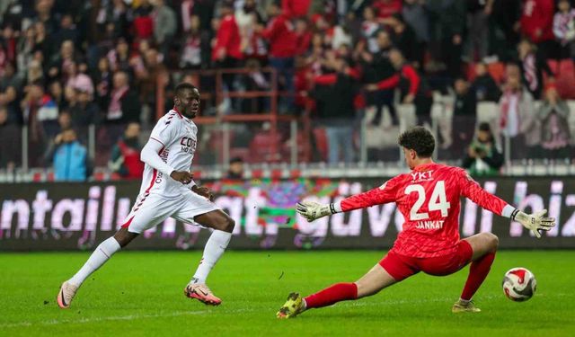 Ziraat Türkiye Kupası: Samsunspor: 2 - Eyüpspor: 0 (İlk yarı)