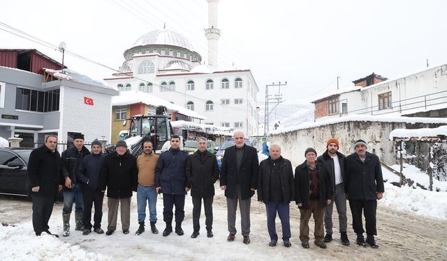 Canik'te kar mesaisi: Kaymakam Aydın ve Başkan Sandıkçı sahada