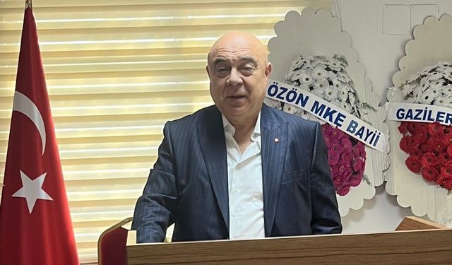 Samsun Bakkallar ve Her Çeşit Bayiler Esnaf Odası'nda başkanlığa Turan Özön seçildi