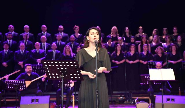 Aşık Mahzuni türkülerle anıldı