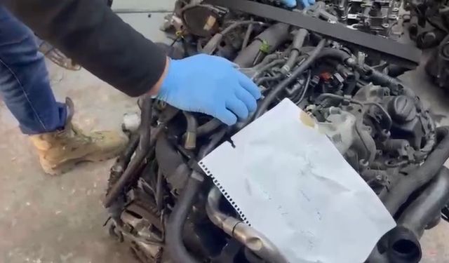 Samsun'da 13 gümrük kaçağı otomobil motoru ele geçirildi