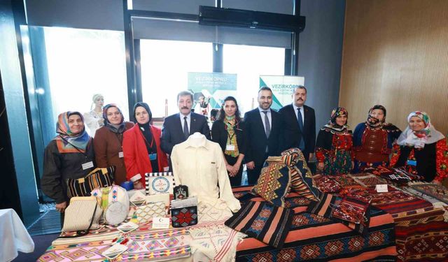 Samsun'da 600 yıllık belleme geleneği ve Tahtaköprü kilimi dokumacılığı yaşatılıyor