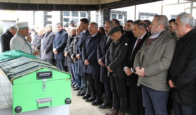 Sevdenur Gülçiçek, son yolculuğuna uğurlandı