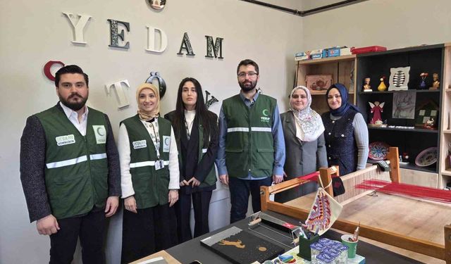 Yeşilay, 'sağlıklı toplum' amacıyla bağımlılıklarla mücadele ediyor