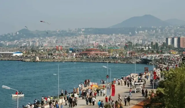 Bir Gün İçinde Şehrin Farklı Hâlleri Samsun