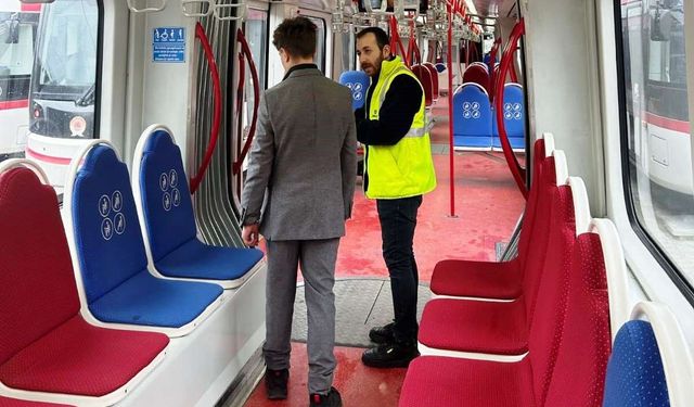 Koruma altındaki çocuğun şoförlük hayali vatmanlıkla taçlandı