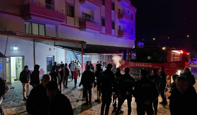 Vezirköprü'de korkutan yangın: 25 öğrenci tahliye edildi