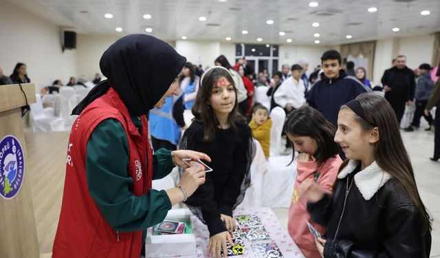 Vezirköprü'de yetim çocuklar için iftar programı
