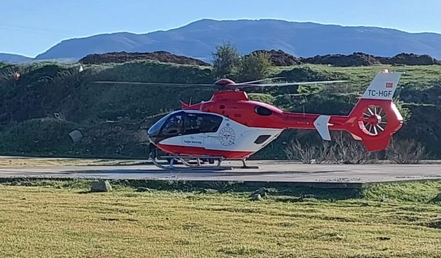 Ambulans helikopter kalp krizi geçiren hasta için havalandı
