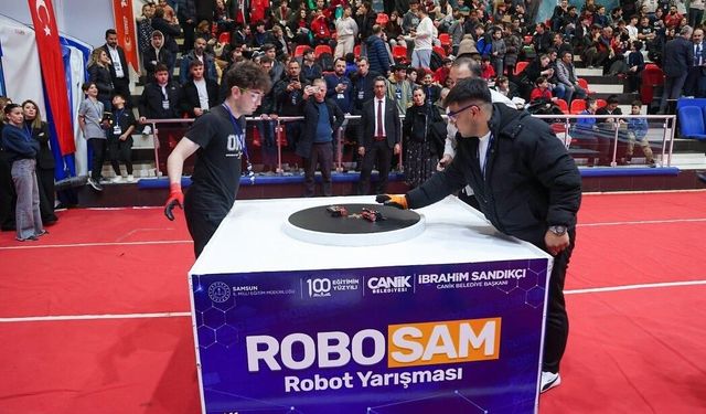 Canik'te gençler robotlarıyla sahneye çıkıyor