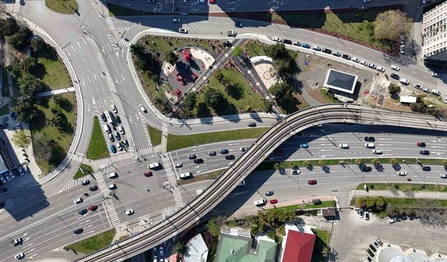 Gençlik Parkı yeni yüzüyle göz kamaştırıyor