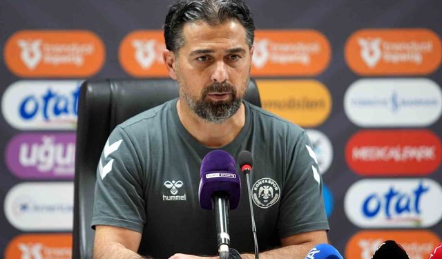 İlhan Palut: 'Aldığımız 1 puan bizim için kazanç, Samsunspor daha iyi oynadı'