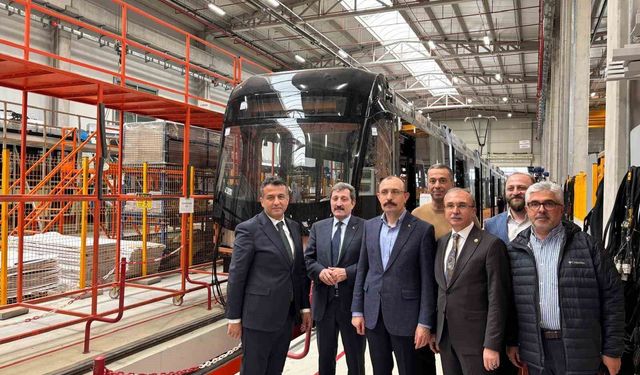 Yeni tramvayların ilki 2 Mayıs'ta yola çıkıyor: 19 Mayıs'ta hizmete girecek