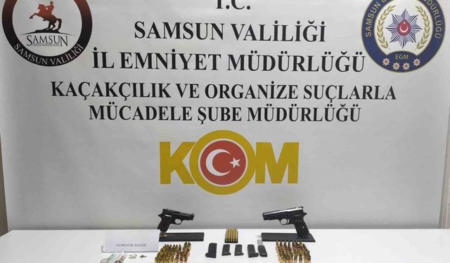 Atakum'da operasyonda silah ve uyuşturucu ele geçirildi