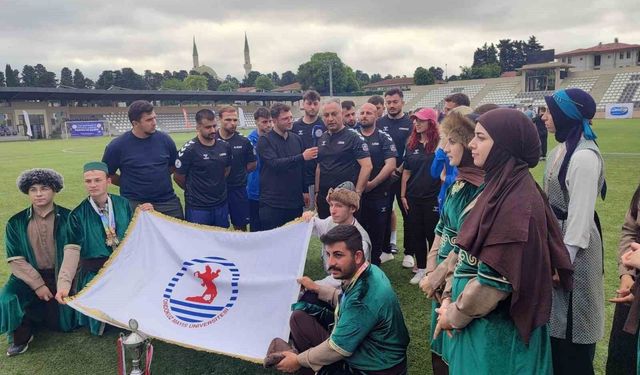 OMÜ'nün kemankeşleri Türkiye şampiyonu oldu