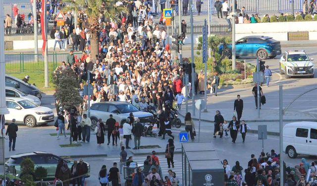 Samsun'da uçak gösterisi yoğunluğu
