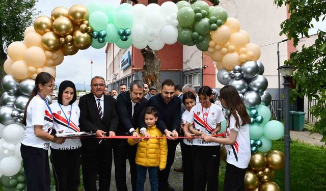 YBO'da bilim heyecanı: 16 proje görücüye çıktı