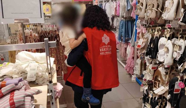 Yetim ve öksüz çocuklara bayramlık hediyesi