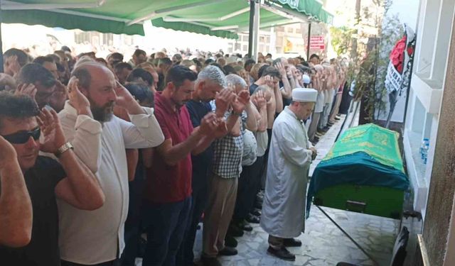Derbent Barajı'nda ölü bulunan 2 çocuk annesi kadın, son yolculuğuna uğurlandı