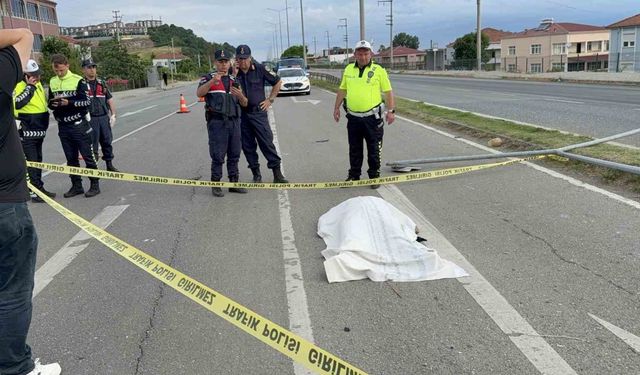 Refakatçi olarak hastaneye giderken kazada hayatını kaybetti