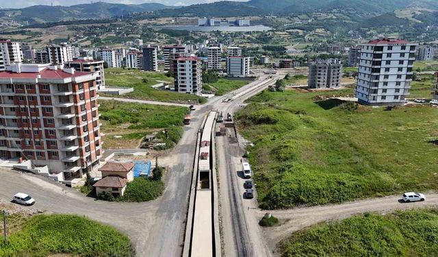 Samsun'un 5 ilçesinde ulaşım yatırımları sürüyor