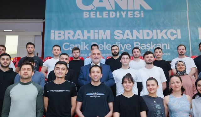 Canik'ten gençlere ücretsiz kurs desteği