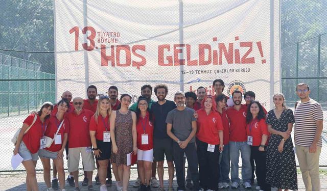 Tiyatroseverler, 13. Tiyatro Köyü'nde buluştu