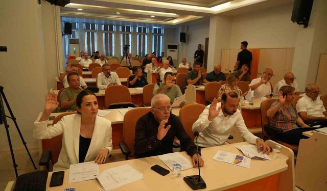 Atakum'da 265 milyon TL'lik personel maaşı teminat mektubu maddesi komisyona havale edildi