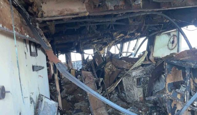 Dron saldırısına uğrayan geminin içi görüntülendi: Hasarın boyutu ortaya çıktı