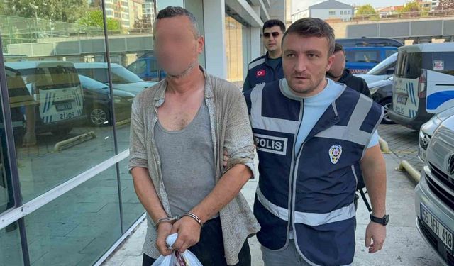 Eşini silahla tehdit eden koca gözaltına alındı