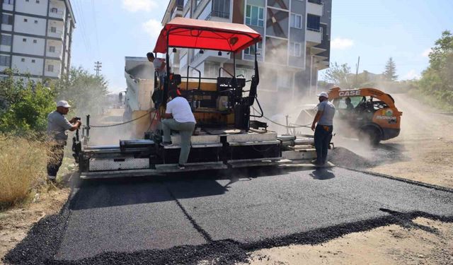 İlkadım'da yol yapım, bakım ve onarım çalışmaları