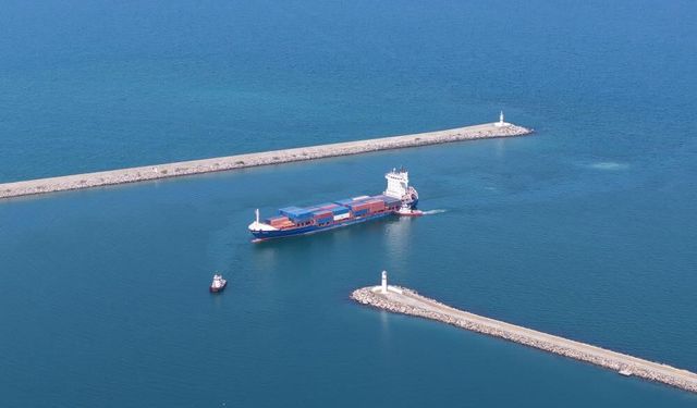 Karadeniz'de gemiler hedefte: 'Tahıl Koridoru benzeri bir anlaşma' önerisi