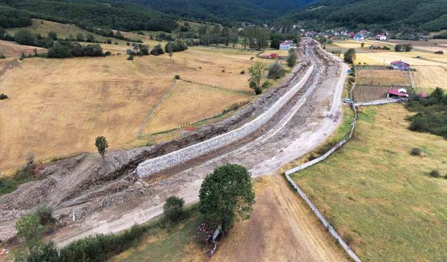 Ladik'te 8 mahalle taşkın riskine karşı korunacak