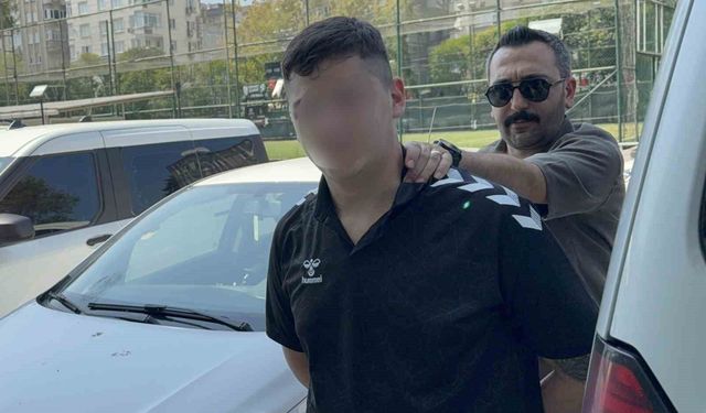 Samsun'da 17 yaşındaki çocuk 2 kişiyi bıçakladı
