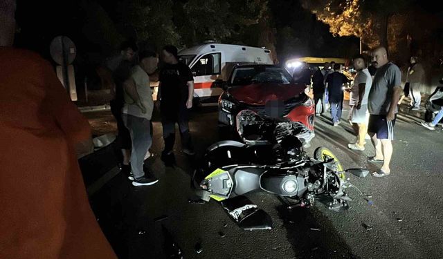 Samsun'da SUV araç ile motosiklet kafa kafaya çarpıştı: 1 yaralı