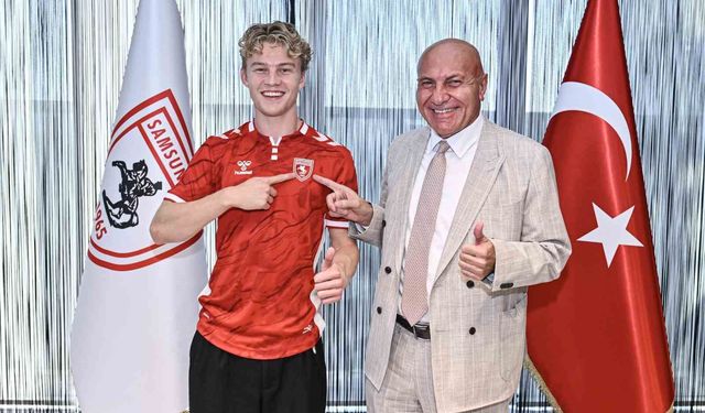 Samsunspor, Danimarkalı oyuncu Oskar Ohlenschlger ile 5 yıllık sözleşme imzaladı