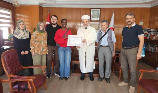 Samsun'a gelin olan Kenyalı 'Kosgei' Müslüman oldu, 'Sıla' ismini aldı