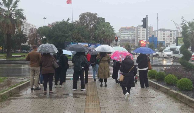 Samsun'da sağanak: Metrekareye 57,8 kilo yağış düştü