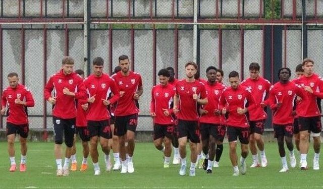 Samsunspor 8 oyuncu ile birden vedalaştı