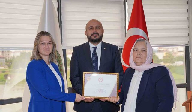 Çarşamba Ticaret Borsası Başkanı Selim Yılmaz mazbatasını aldı