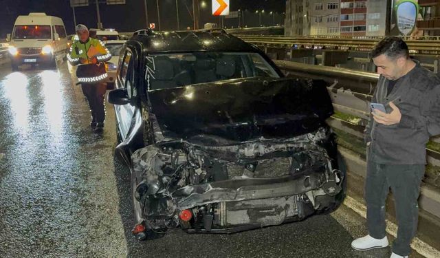 Düğüne giden otomobil kaza yaptı: 1 yaralı