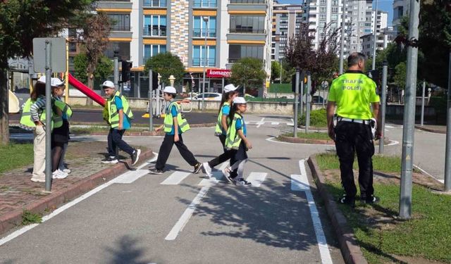 İlkadım'da çocuklar öğreniyor, trafik bilinci gelişiyor