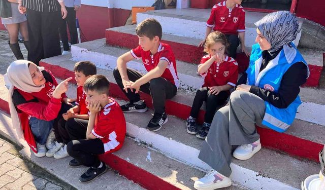 İlkokul öğrencilerine yeni spor alanı oluşturuldu