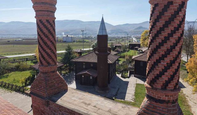 Kaymakamın girişimiyle kurtuldu: Odun diye satılan üç asırlık caminin ibretlik hikayesi