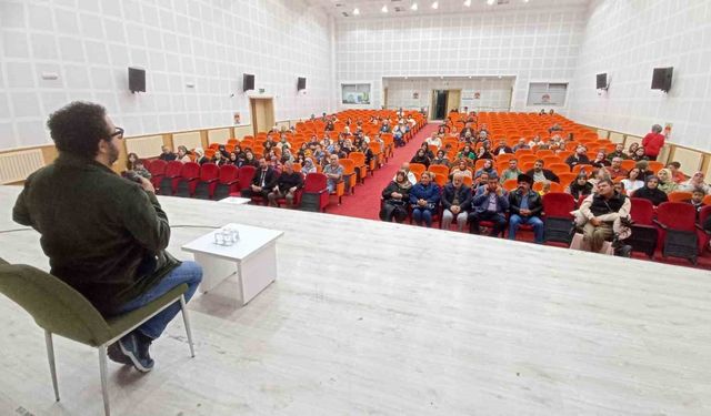 Oytun Erbaş'tan 'Hayata Bir de Buradan Bak' söyleşisi