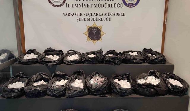 Samsun'da 4 ayrı operasyonda 117 bin 646 sentetik ecza ele geçirildi